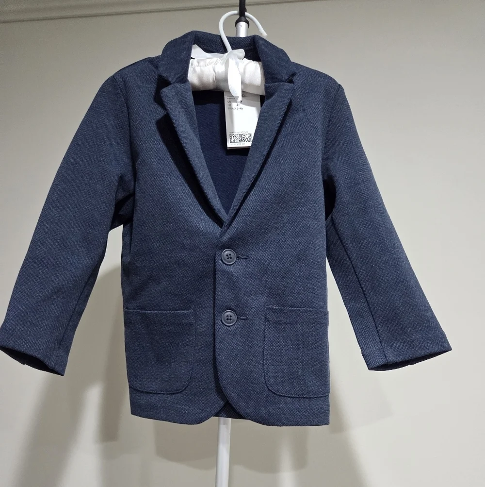 NWT H&M Kids Dark Blue Blazer sz.3-4 Y